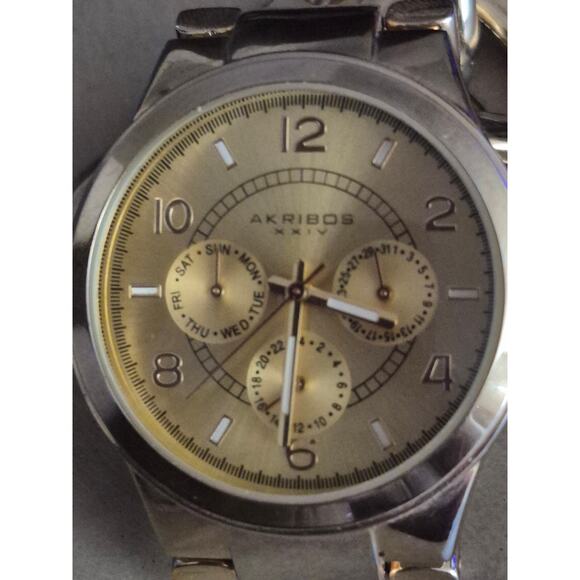 Akribox XXIV Ladies Watch Gold Tone Chain Link Bracelet BOHO Retro Classic Y2K - Picture 5 of 9